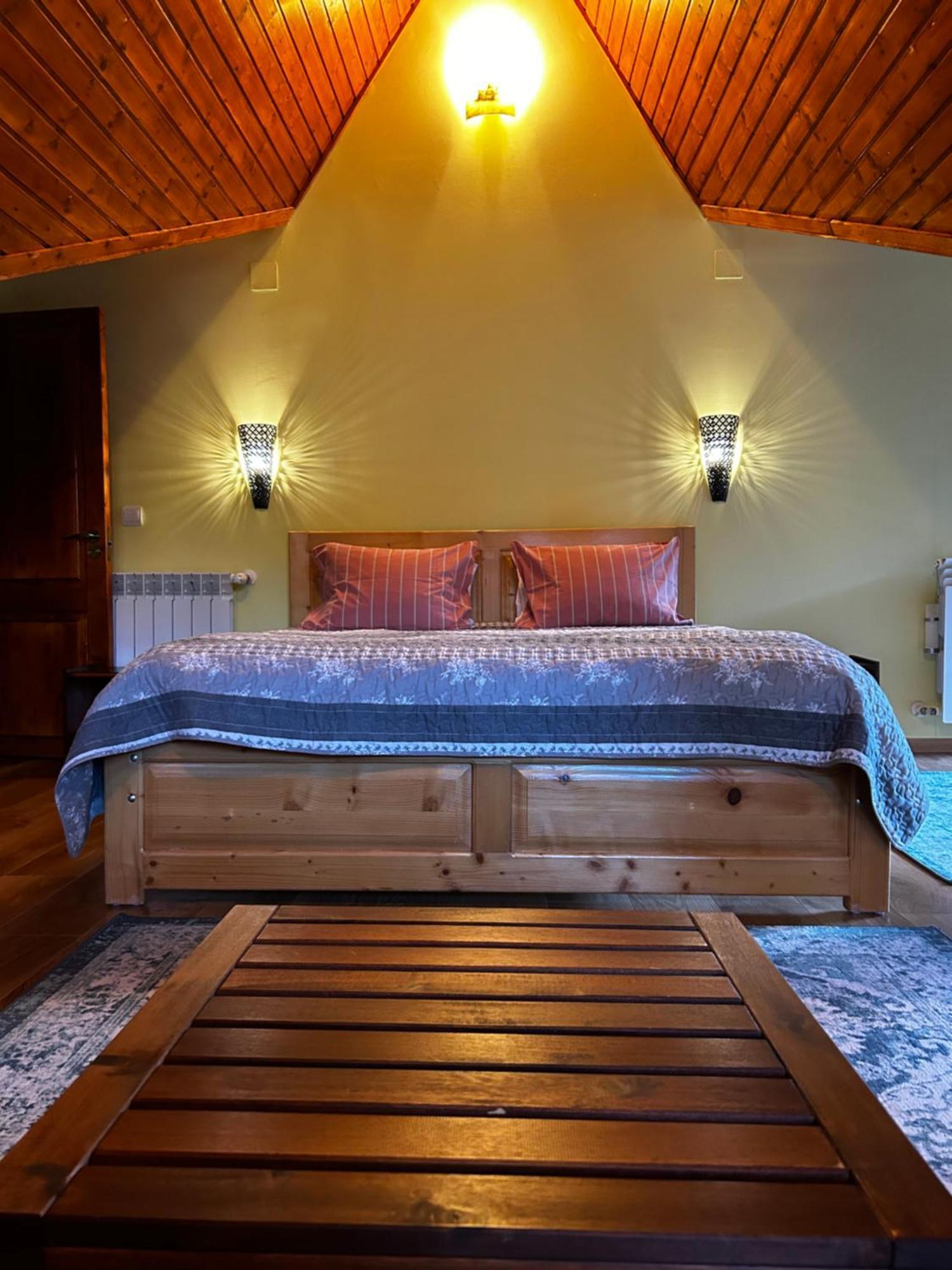 Lucas Duplex Apartment อาซูกา ภายนอก รูปภาพ